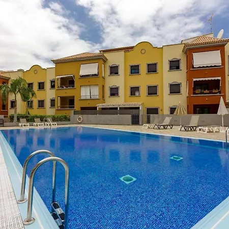 Modern In Adeje, 65 Sqm, Year-round Pool Apartman