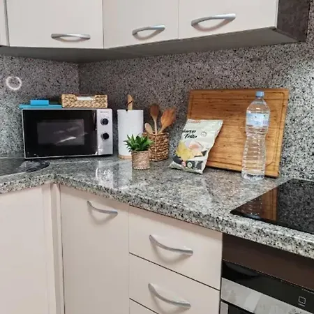 Apartman Modern In Adeje, 65 Sqm, Year-round Pool *