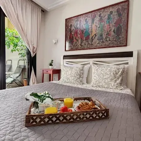 Appartamento Modern In Adeje, 65 Sqm, Year-round Pool
