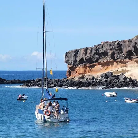 Modern In Adeje, 65 Sqm, Year-round Pool Appartement Costa Adeje (Tenerife)